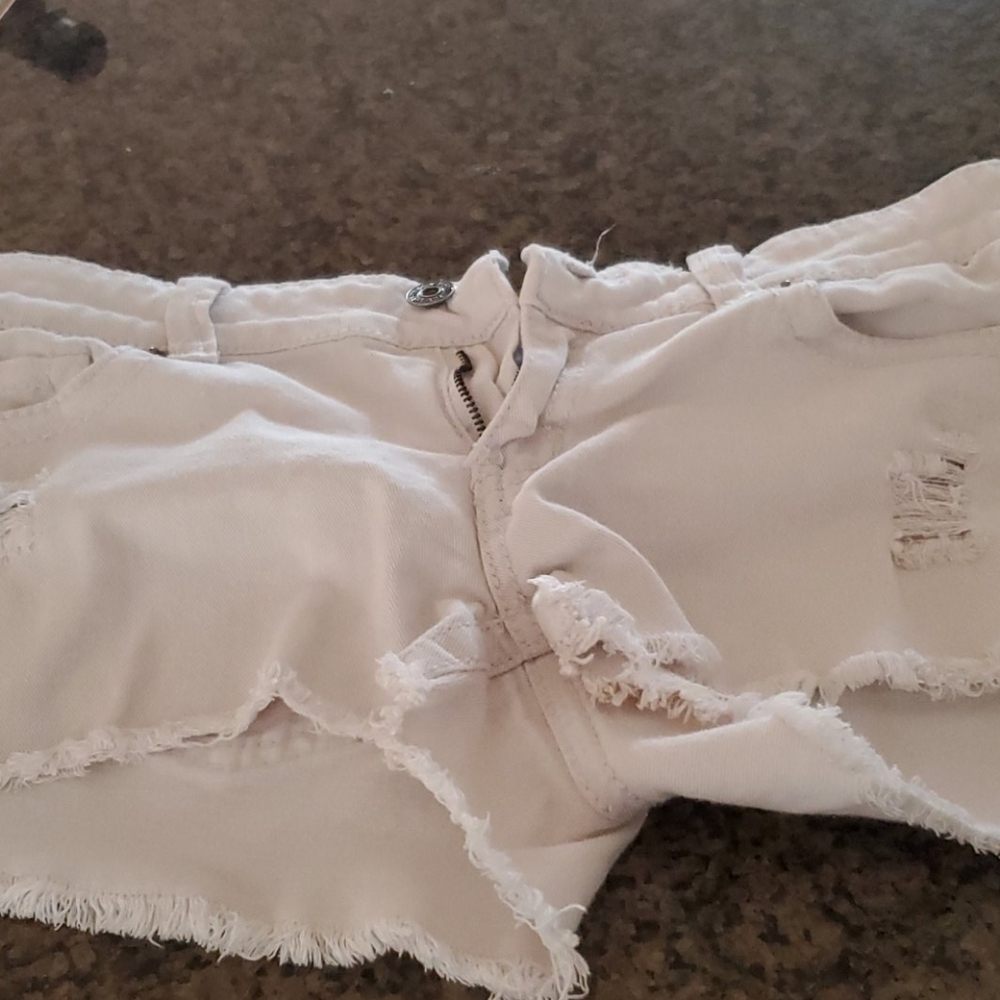 White Rue 21 Shorts - Picture 4 of 9